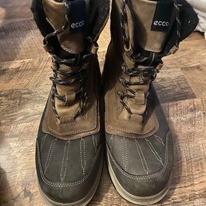 Ecco boots size 11